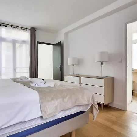 Magnifique Proche Champs-elysees * 파리